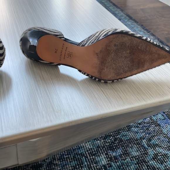 Ann Taylor Zebra pumps. Great condition. Size 7 - Picture 8 of 9